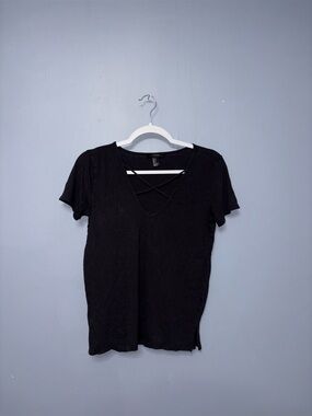 Forever 21 • Black Strap Tee